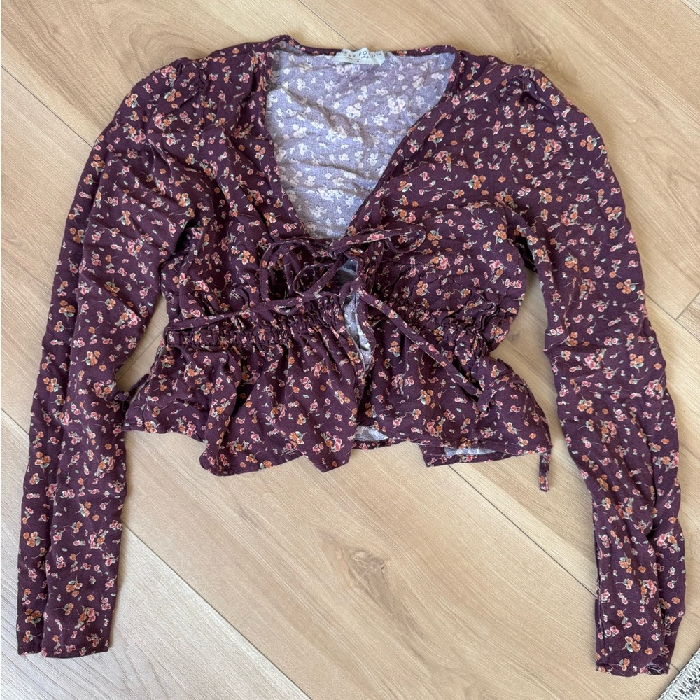 Cropped floral top size small